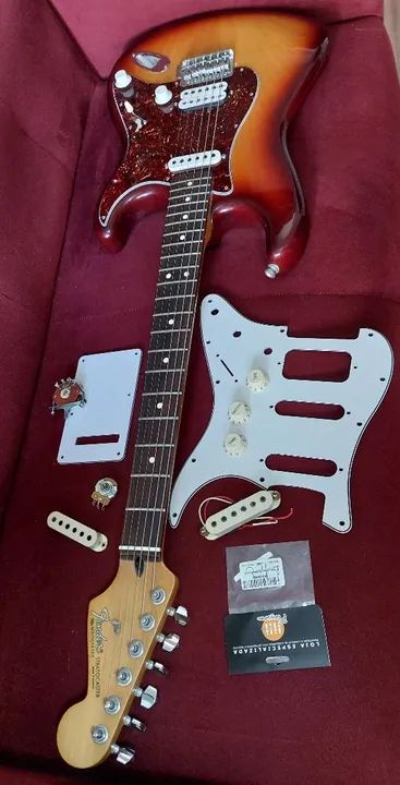 Fender Standard Stratocaster HSS MIM Limited Edition - Foto 3