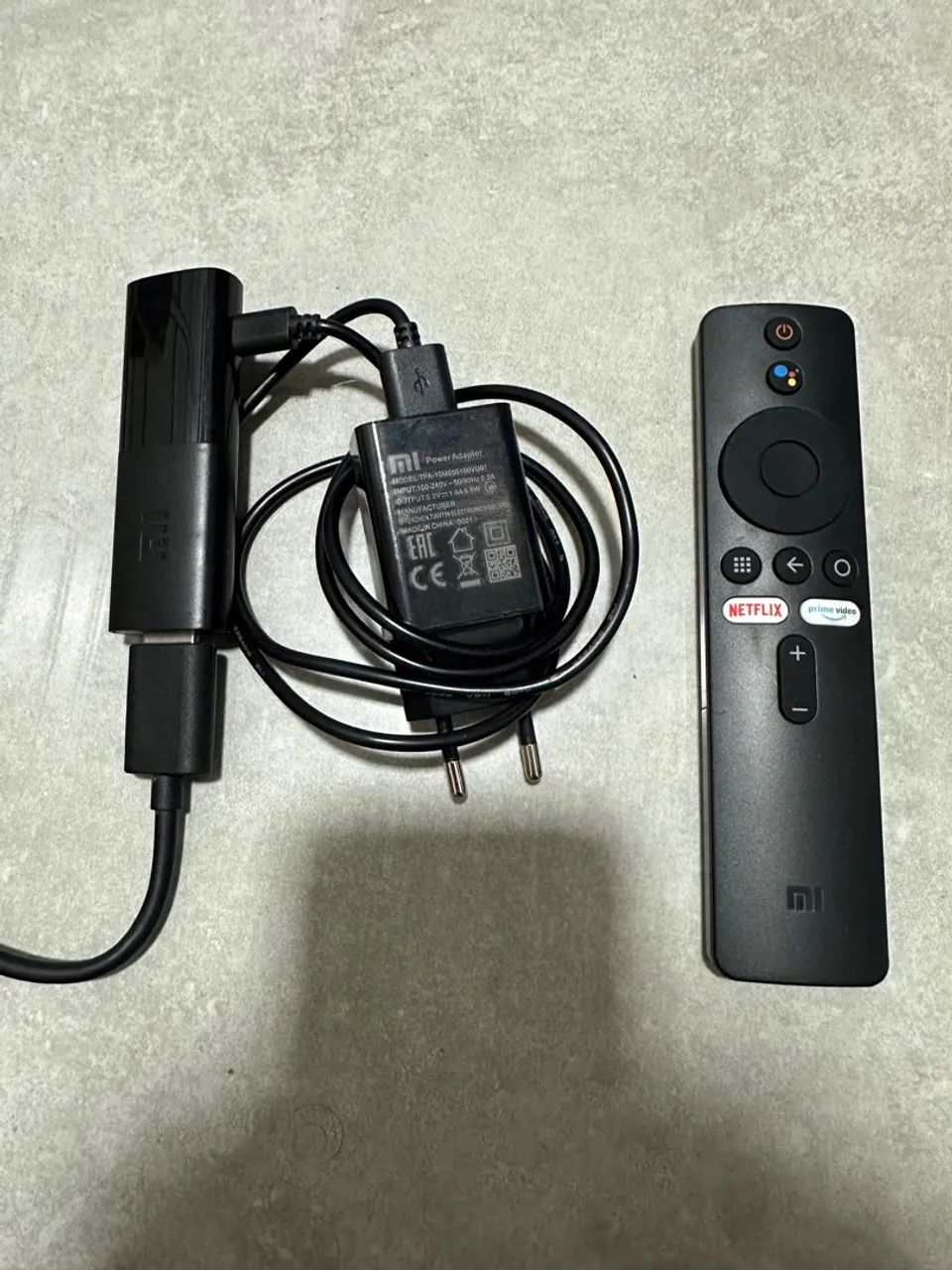 Mi TV Stick Xiaomi MDZ-24-AA Preto | Comando de Voz | 8GB | Full HD