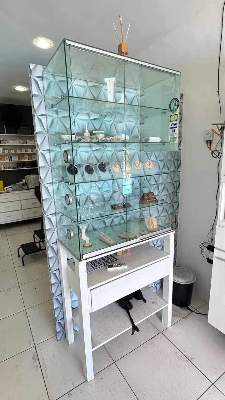 Expositor de vidro 64305629694977122