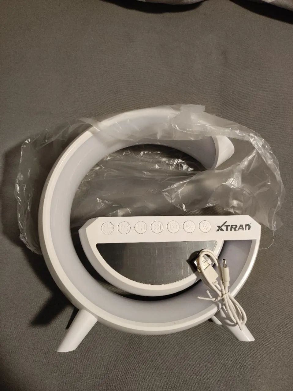 Luminária LED Wireless com Alto-Falante Bluetooth - Foto 3