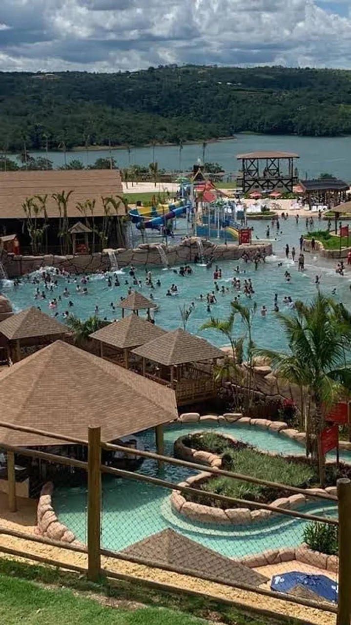 Parque aquático com lazer completo! 9x R$ 565,00