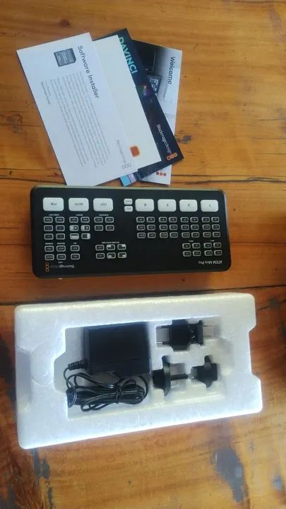 ATEM Mini Pro - Streaming Profissional, na caixa nunca foi usada. - Foto 2