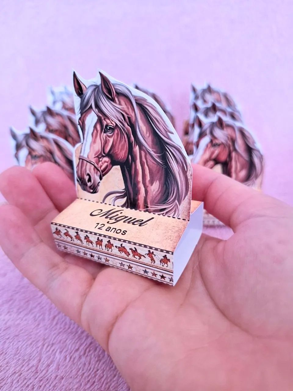 Caixinhas personalizadas pra festa de aniversário  - Foto 3