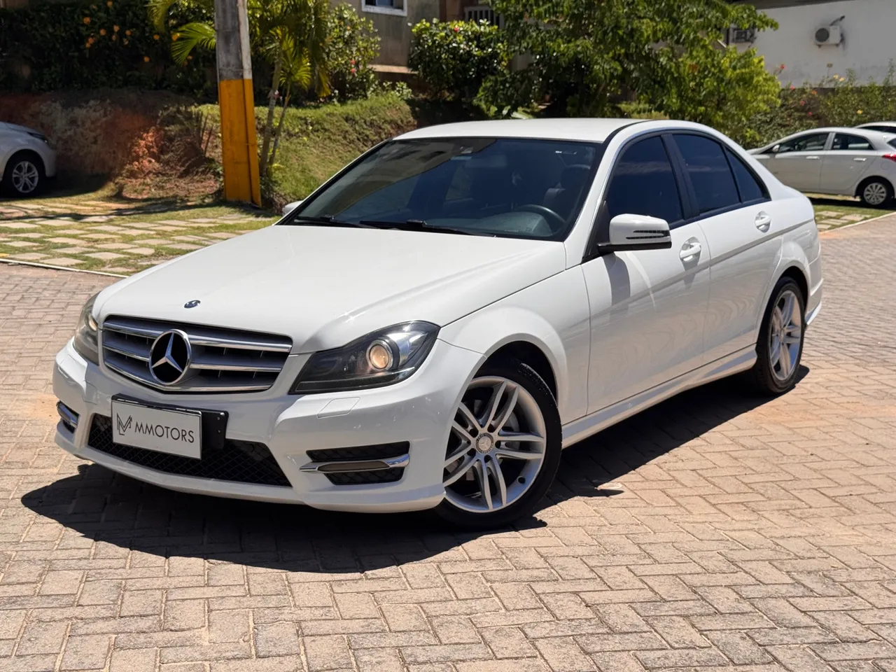 MERCEDES-BENZ C-180 2014 Usados e Novos