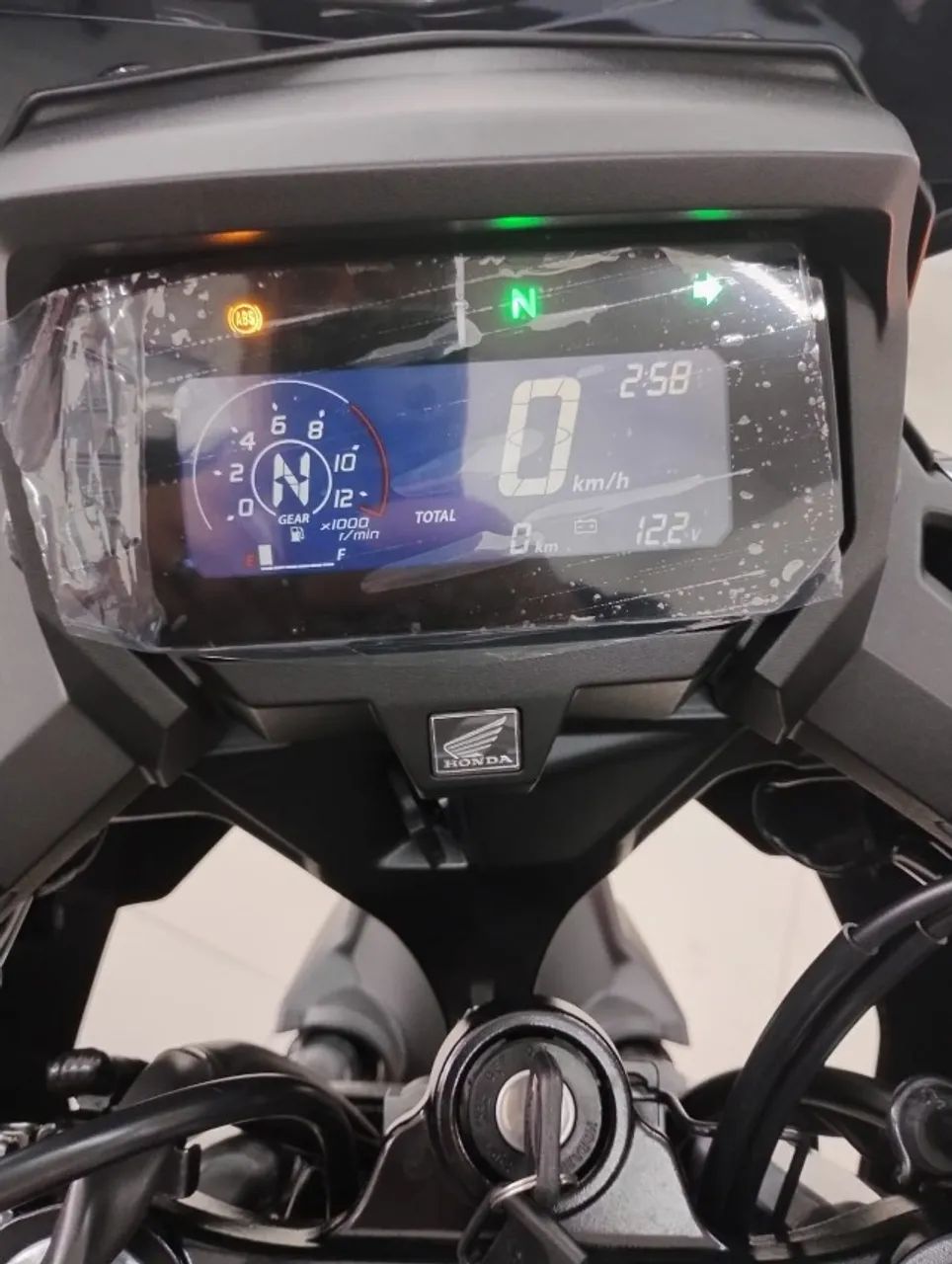 Honda Sahara 300 ABS 0Km, modelo 2026 - Foto 10