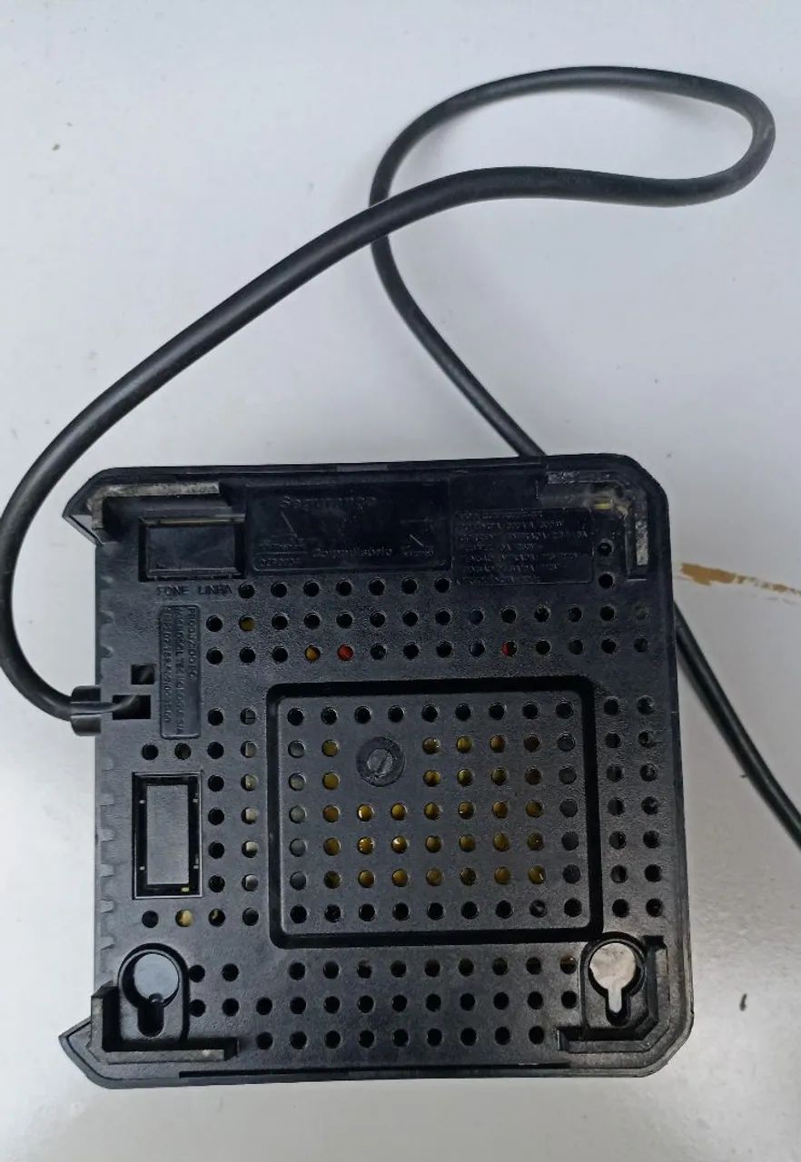 Estabilizador APC  para Pc  220/110 - Foto 4