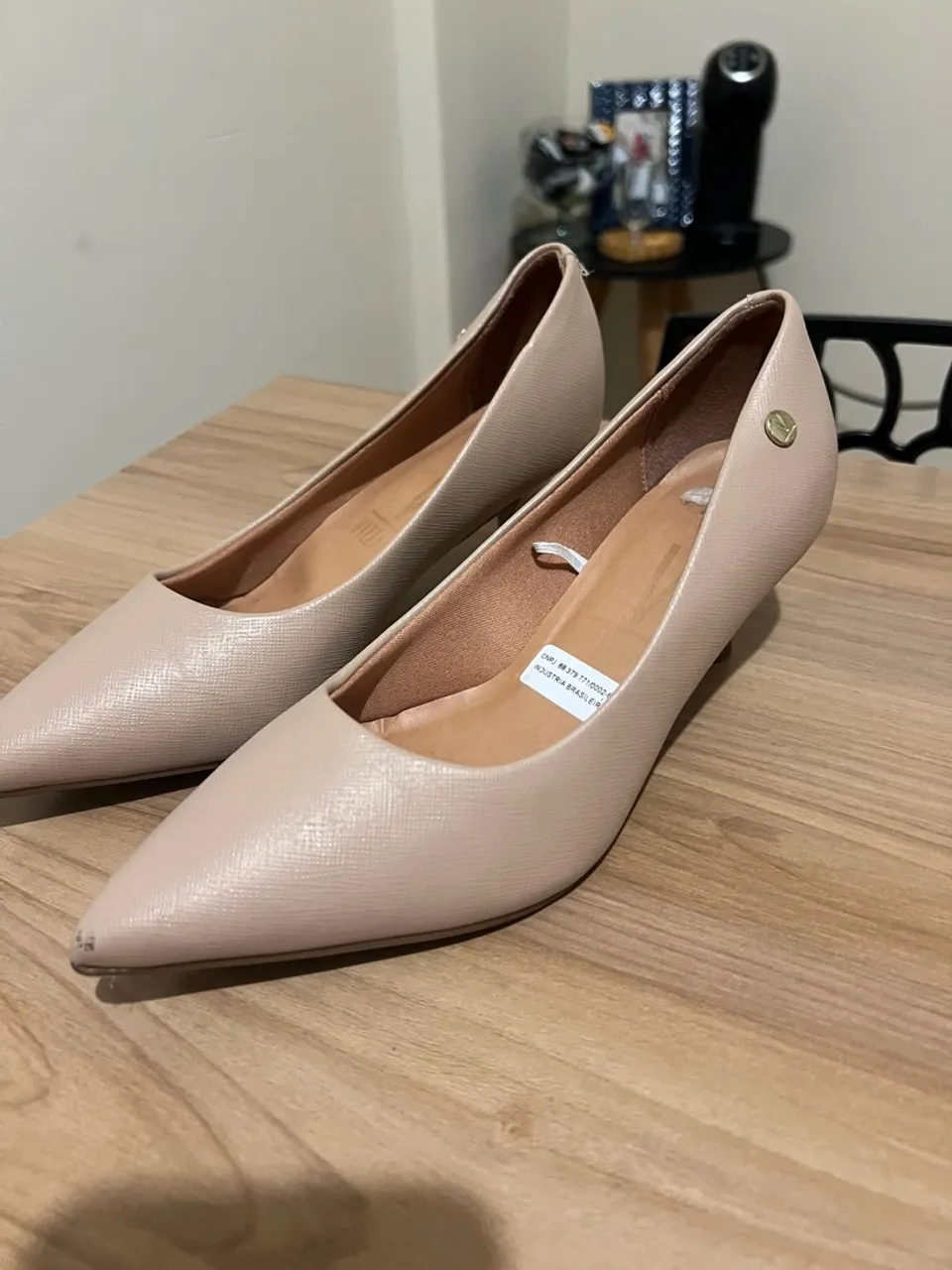 Sapatos scarpin nude Vizzano