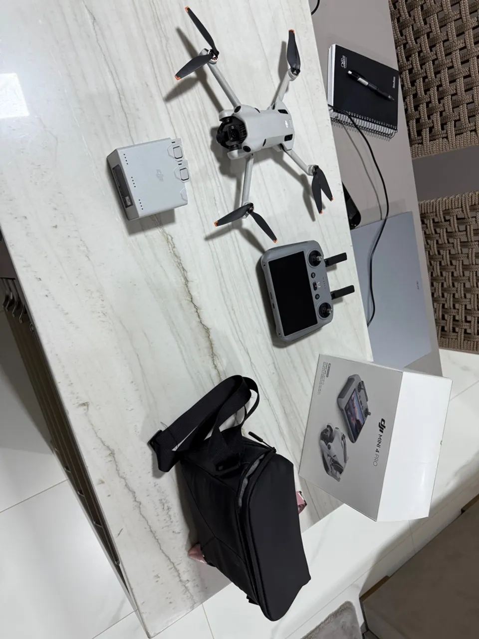 Drone DJI Mini 4 Pro - Novo na Caixa