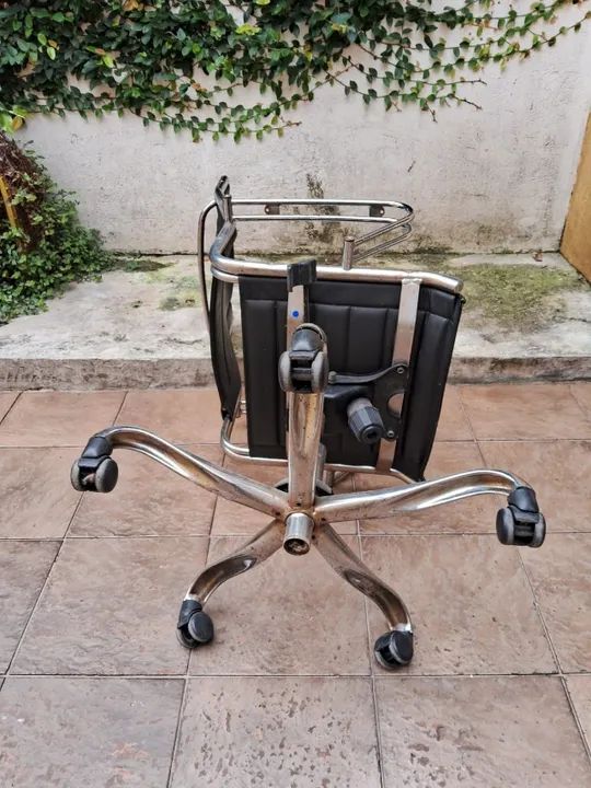 Cadeira para escritório usada Zap. 98687.7951 - Foto 3
