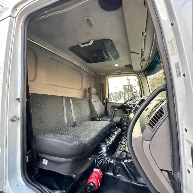 Vw 17.230 Ano 2017 Constellation 4x2 Baú Refrigerado - Foto 7