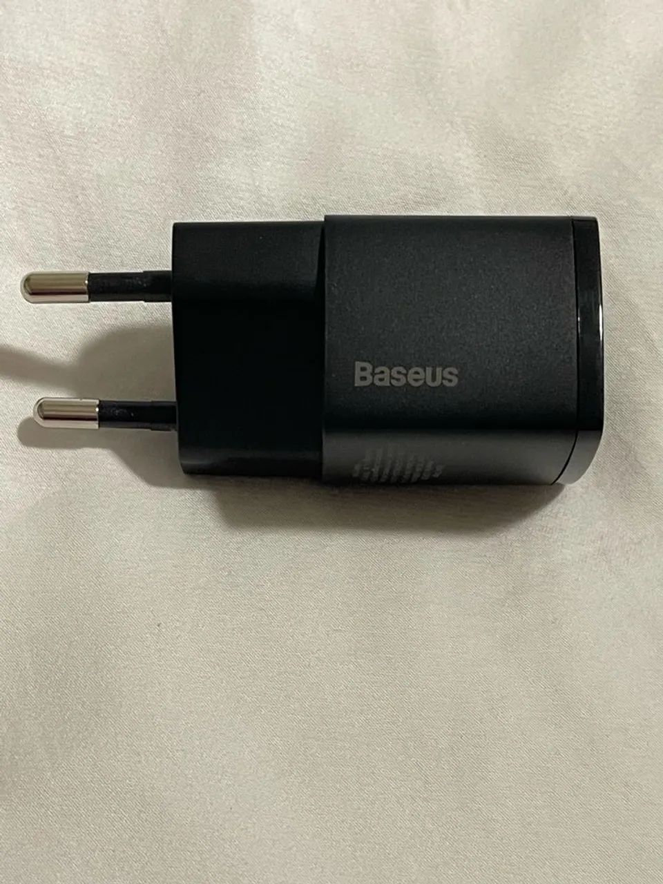 Carregador Baseus 20W PD - Carregamento Rápido para Celular - Foto 2
