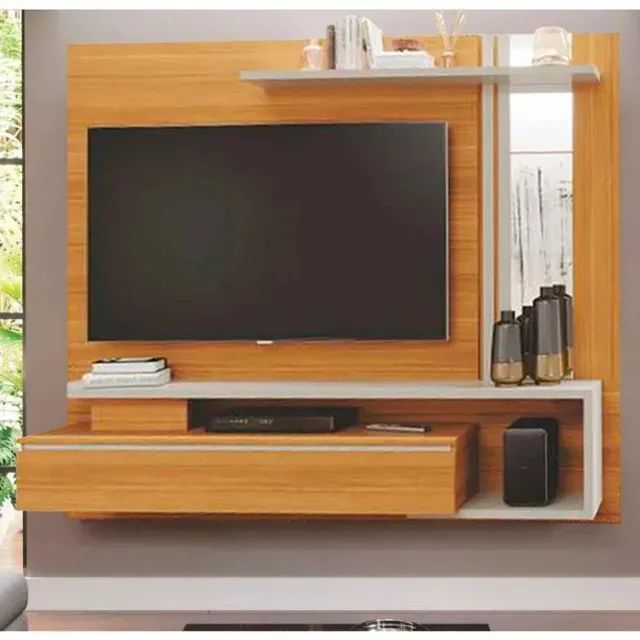 **"Beleza e Modernidade: Painel com Espelho e Detalhe Ripado para TV até 60?"