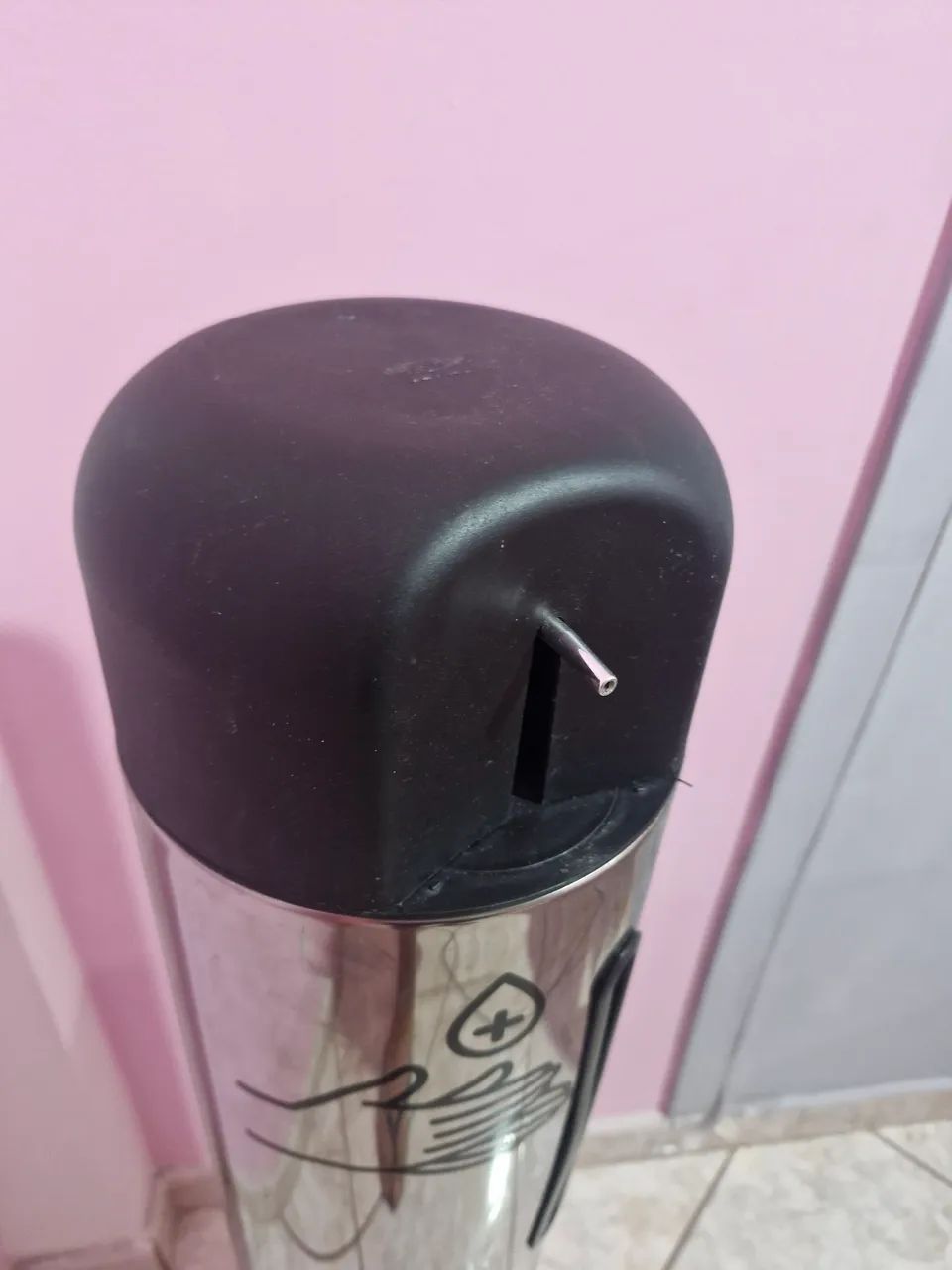 Totem Dispenser para álcool gel com pedal - Foto 4