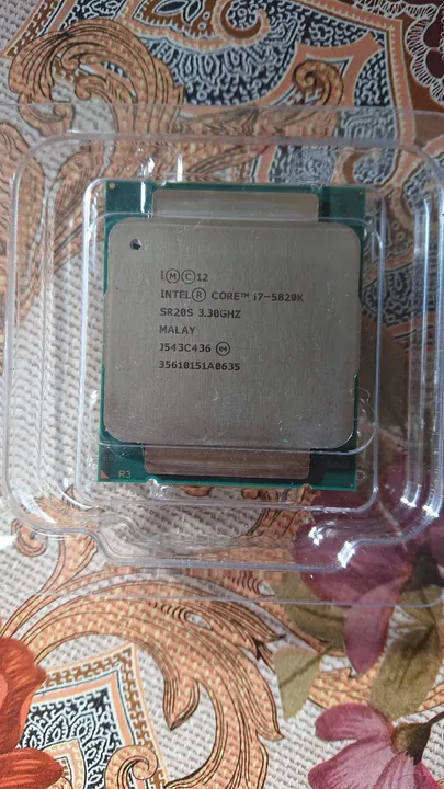 Processador Intel Core i7-5820K 6 núcleos/12 treads Extreme Edition x99