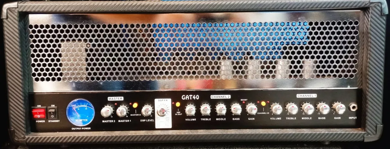 Cabeçote ASHDOWN GAT 40 valvulado com efeitos Mixer Instrumentos Musicais