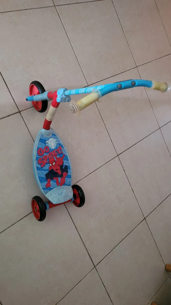 Patins Infantil do Homem-Aranha