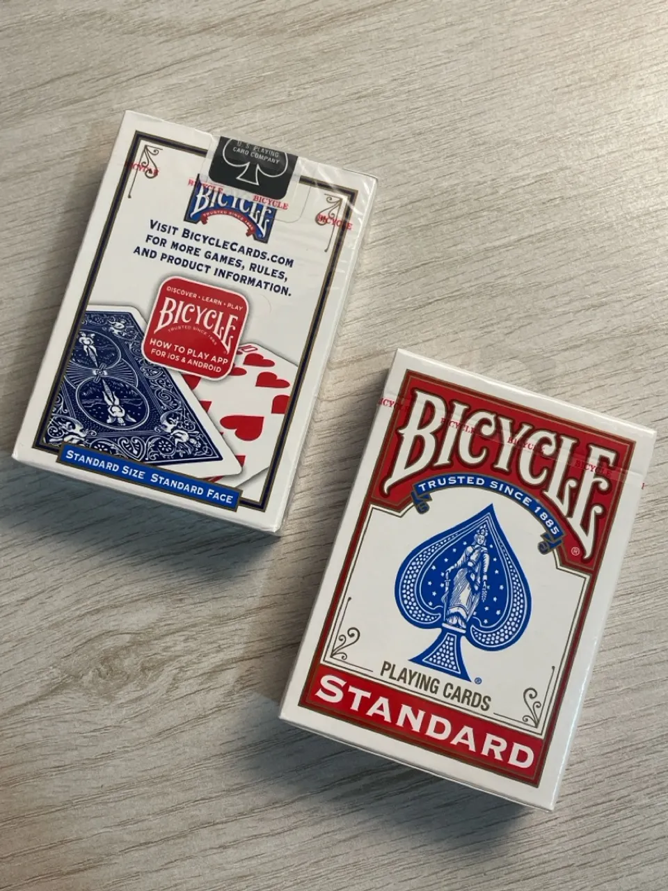 2 Baralhos Bicycle, profissional pra mágica ou cardistry