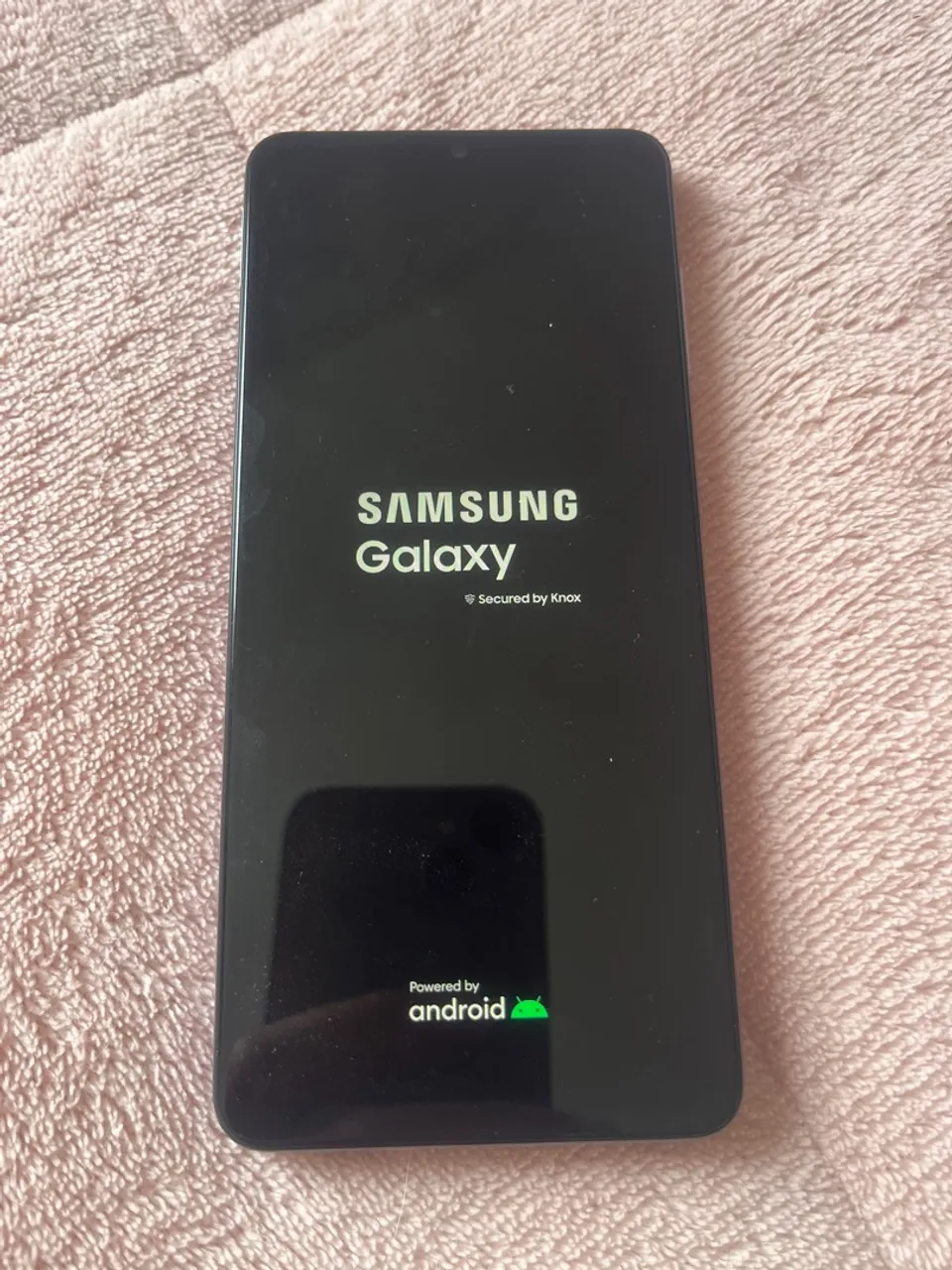 Vendo Samsung A22 bem novinho.