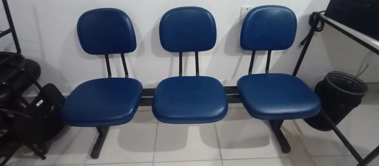 Cadeira de recepção courino