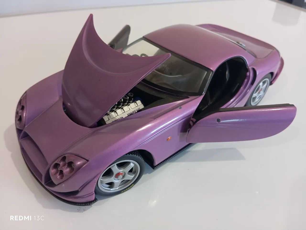 Mi colección de autos a escala.: 1997 TVR Cerbera Speed 12 Hot Wheels 1:18 Mi colección de autos a escala.: 1997 TVR Cerbera Speed 12 Hot Wheels 1:18