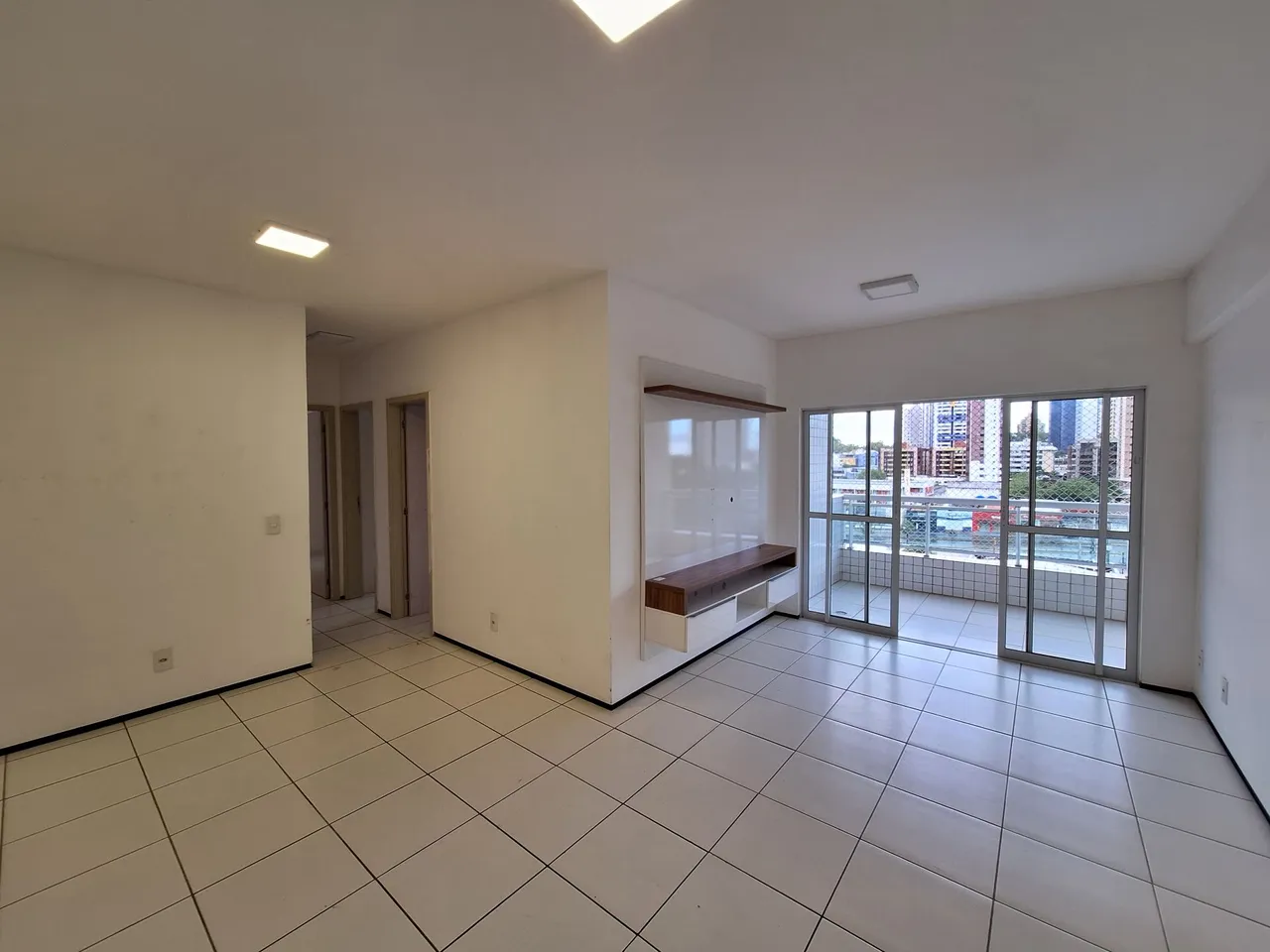 Alugo apto 3 quartos, 96m², 2 vagas, área de lazer - Próx. Shopping Tropical, Renascença