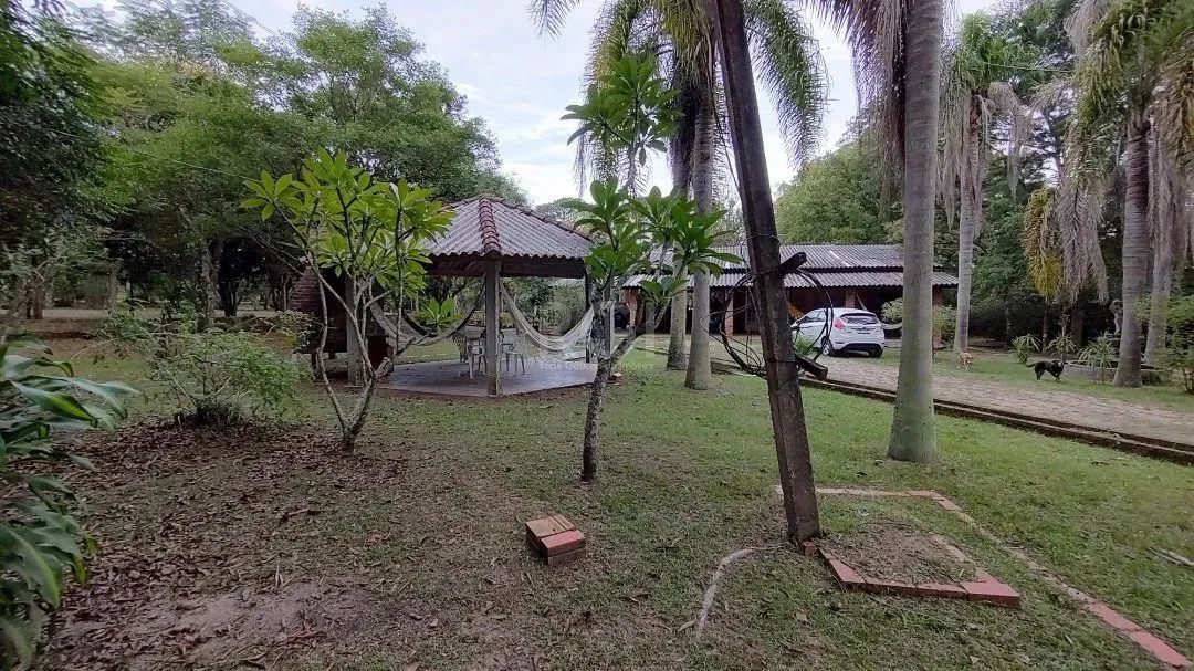 Belo sítio no Lami, com 2 excelentes casas térreas em alvenaria, ideal para 2 famílias. A  - Foto 2