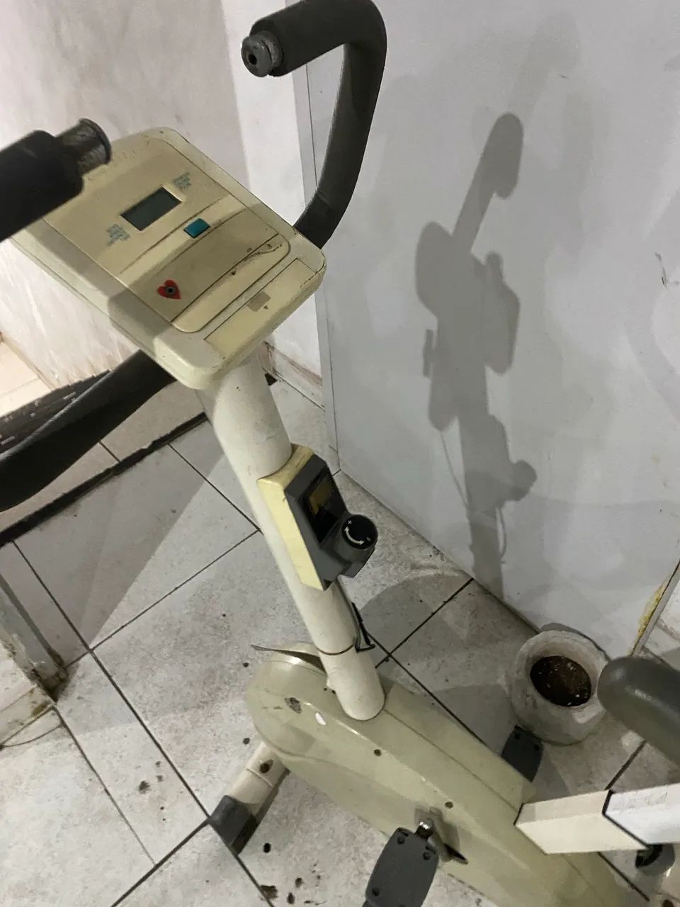 Stationary bike63824621492097121