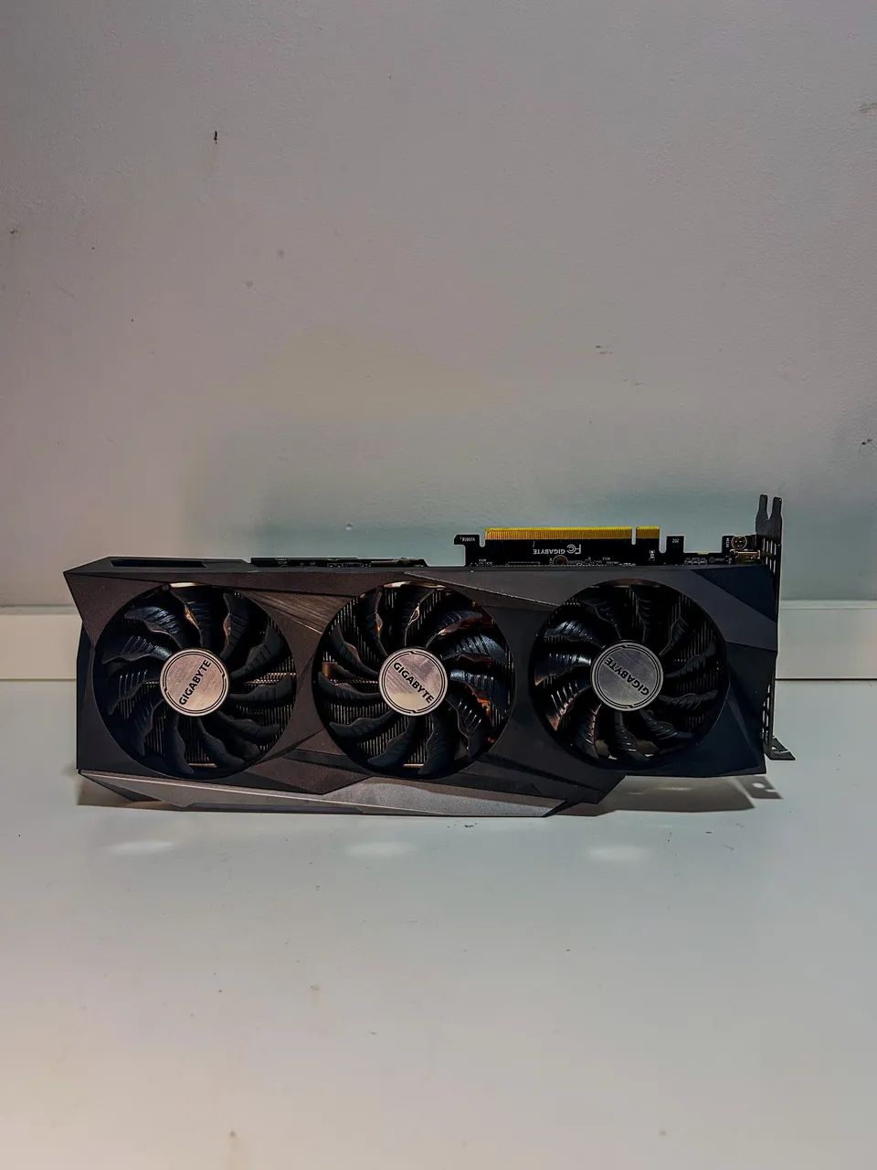 Experimente o Poder Definitivo Com a Gigabyte GeForce RTX 3090 Placa De Video - Foto 3