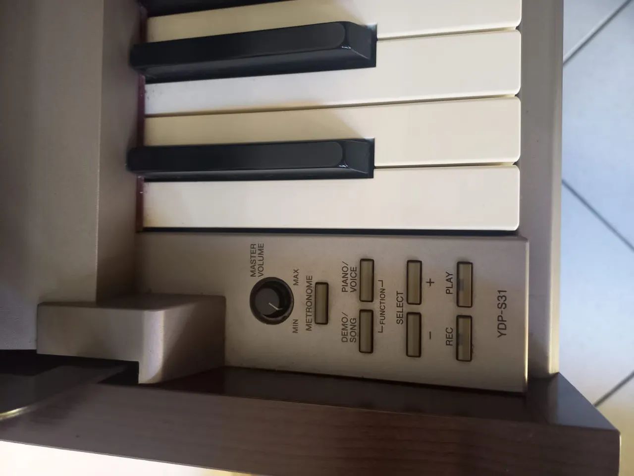 Piano Digital Yamaha Arius EXCELENTE Aceito ofertas! - Foto 4