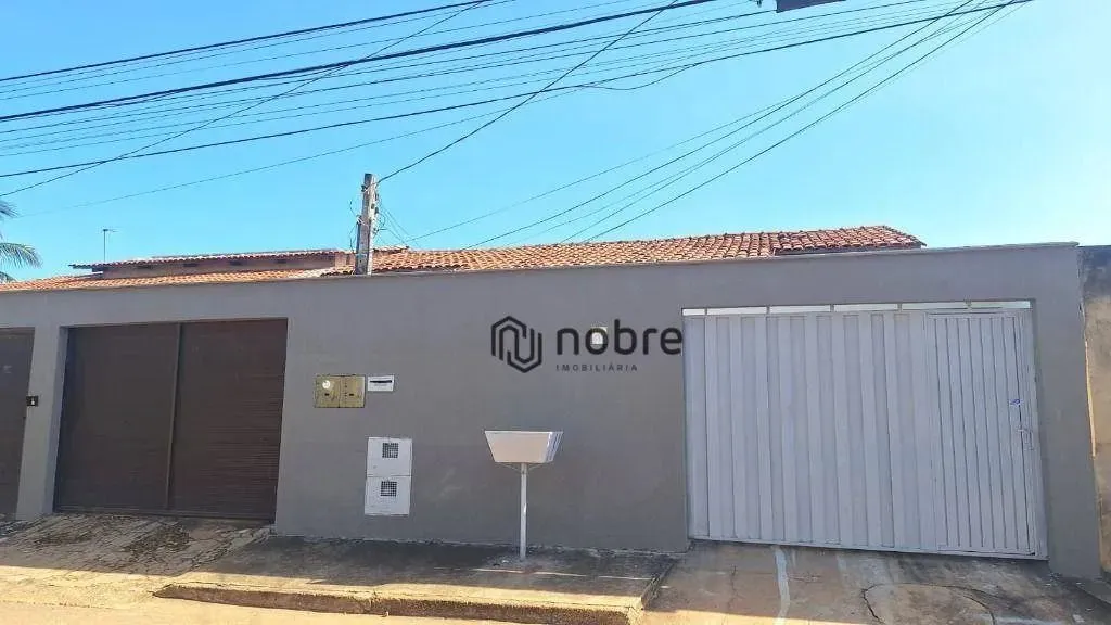 Casa com 3 dormitórios para alugar, 100 m² por R$ 2.046,19/mês - Plano Diretor Sul - Palma