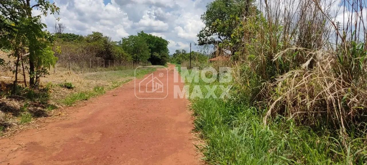 Chácara a venda NR Euller Paranhos - terra nua - 28000 m² - com nascente - Escriturada e R - Foto 12