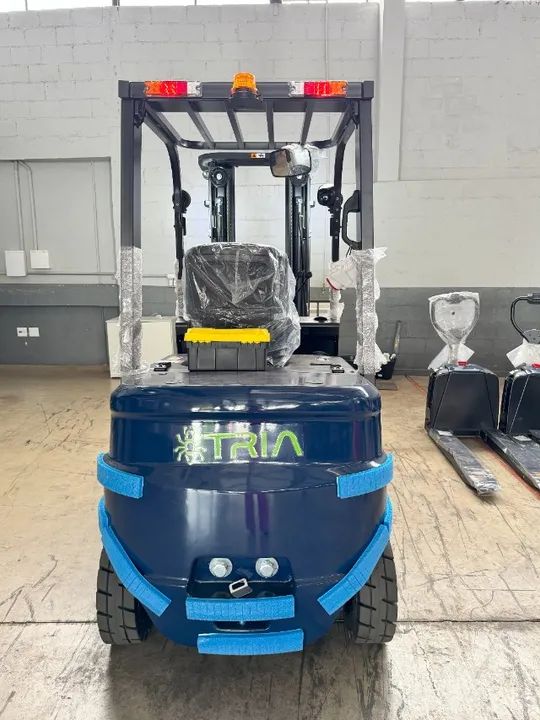 EMPILHADEIRA ELETRIA TRIA - Foto 5
