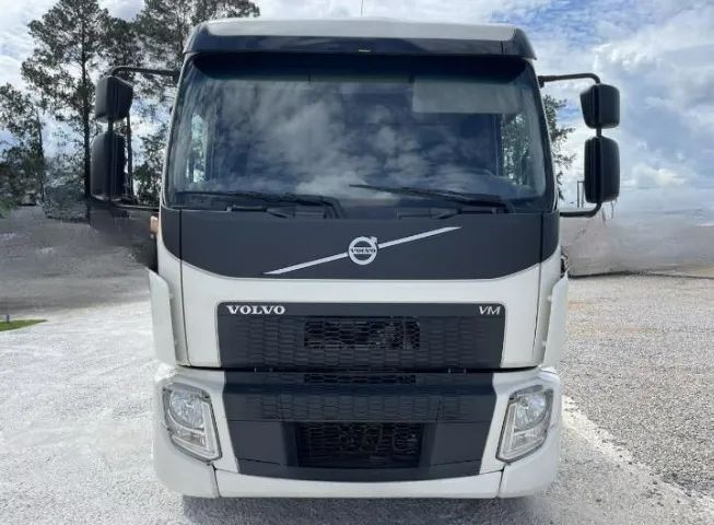Volvo VM 270 Carroceria - Ano 2020 - Foto 3