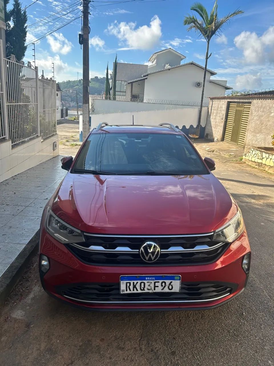 Volkswagen Nivus Highline 1.0 Turbo - Vermelho Sunset - Top de Linha!