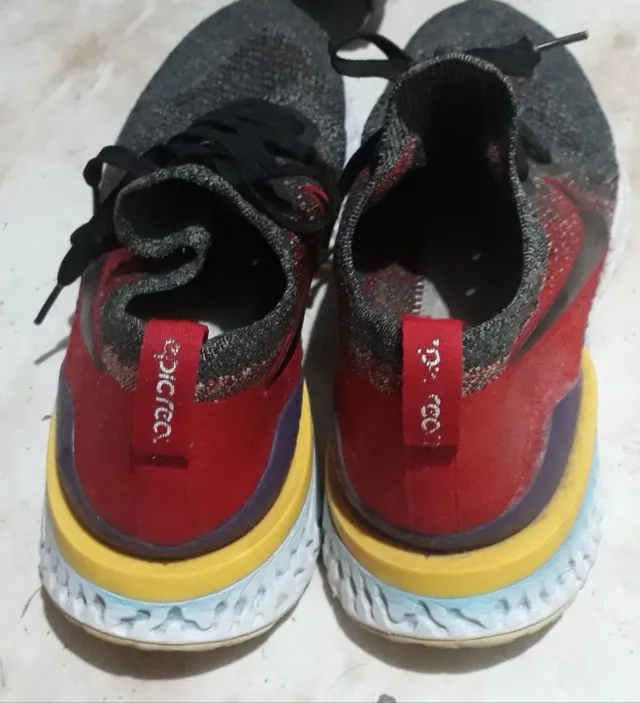 Tenis Nike Epic React 2