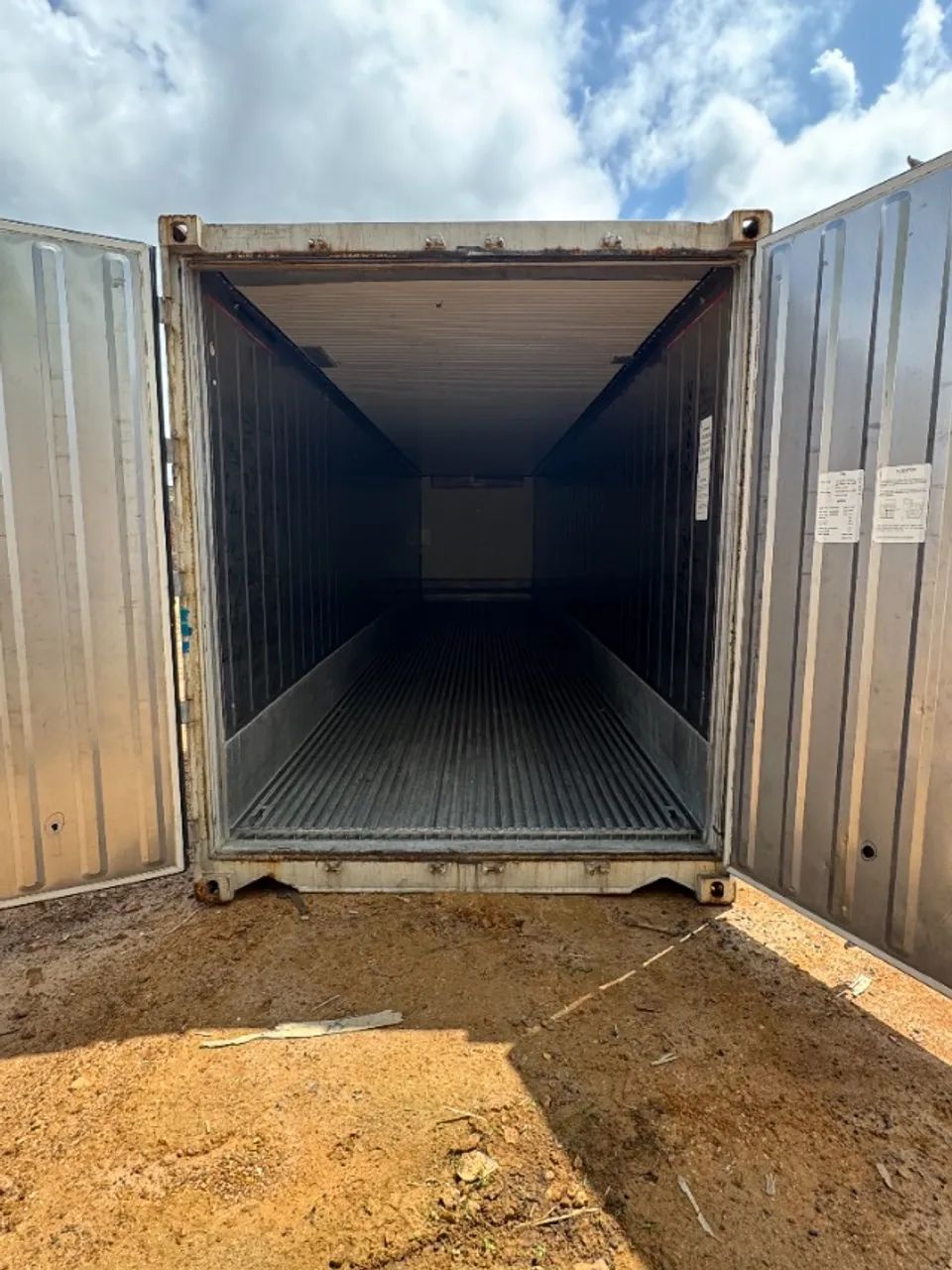 Container Reefer 12 Metros Isolamento Termico Acustico Refrigerado 40" Pes Escritorio Casa - Foto 3