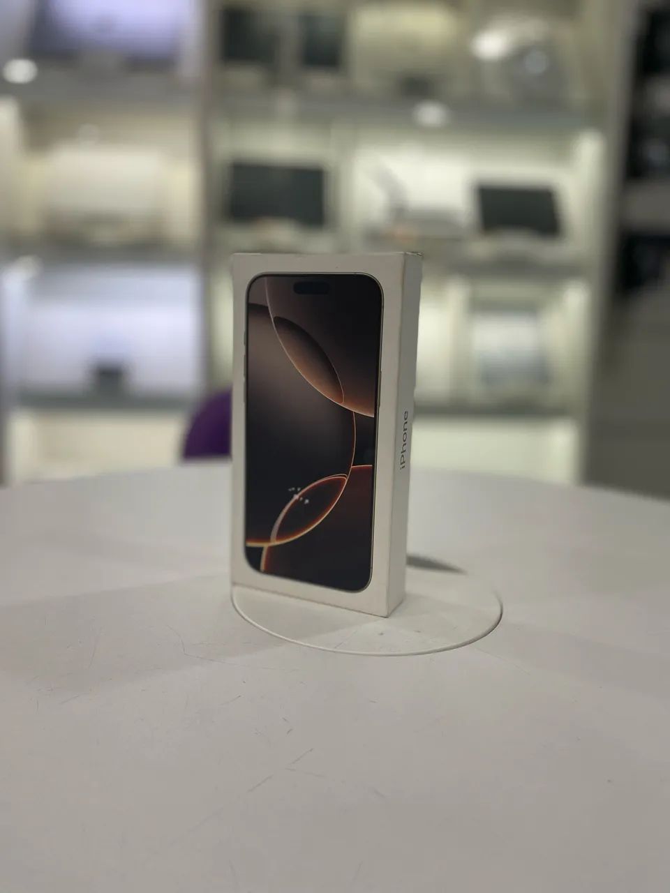 iPhone 16 Pro Max 256GB Titânio deserto - Seminovo - Foto 2
