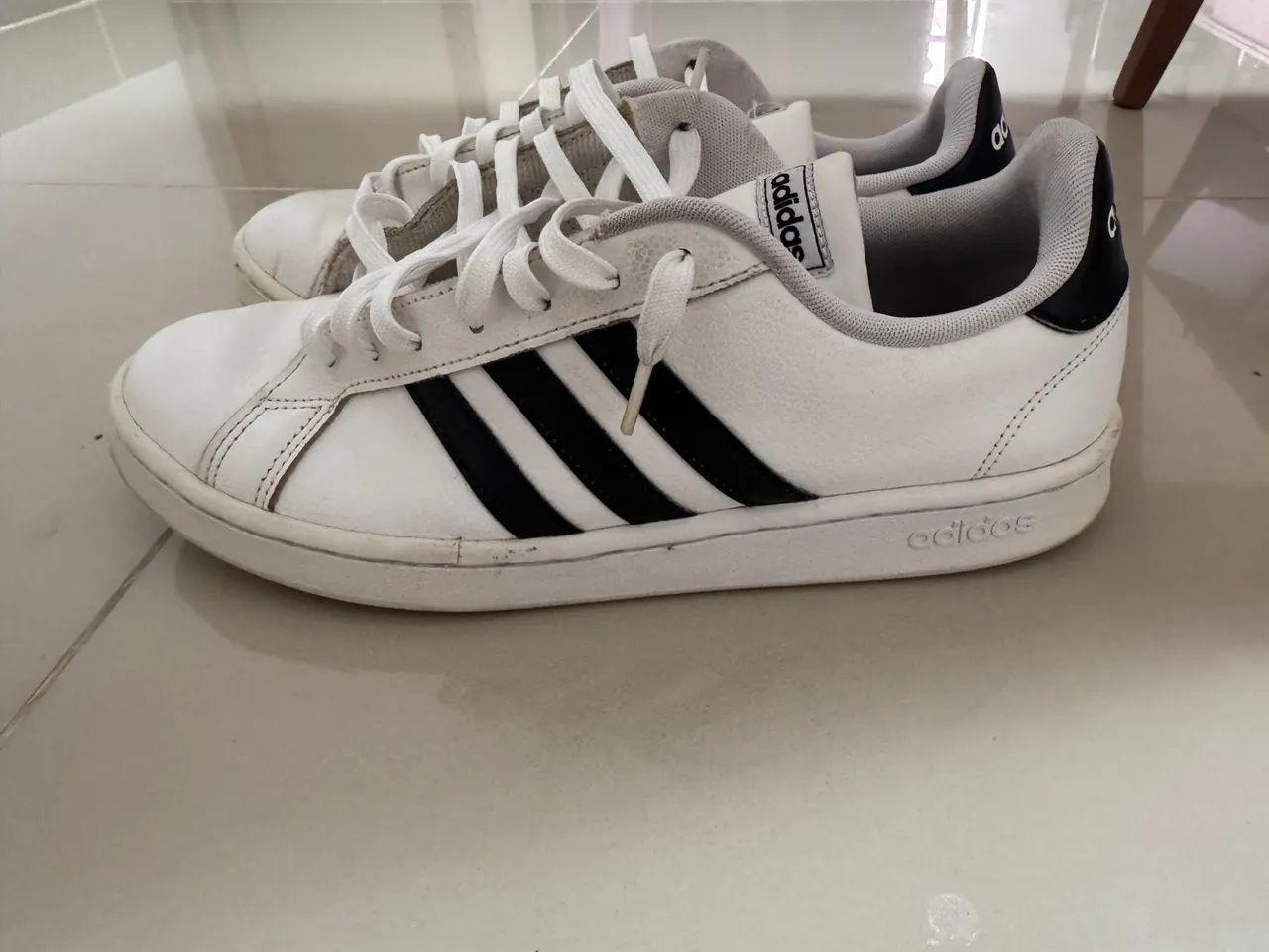Sapatênis adidas branco  - Foto 4