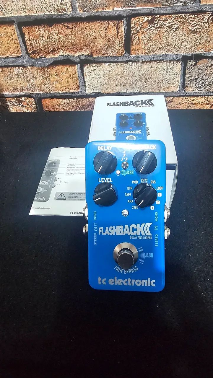 Pedal de Guitarra Flashback Delay and Looper - TC Eletronic