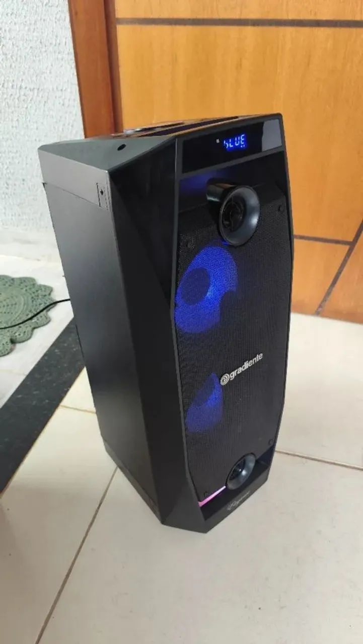 Gradiente, modelo Elegance GCA-102, com potência de 500W. Com defeito