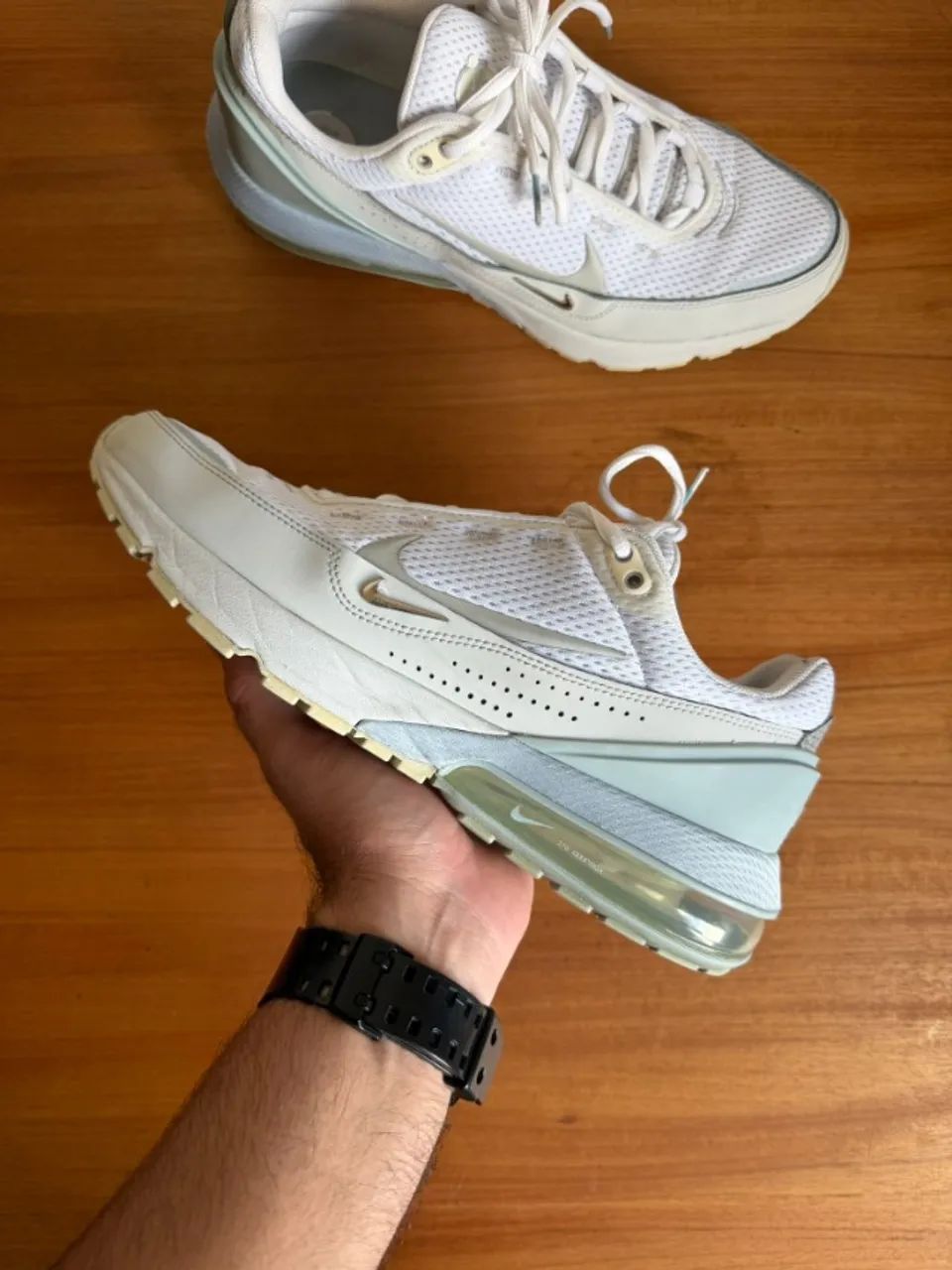 Tênis Nike Air Max Pulse Photon Dust Light Armory Blue