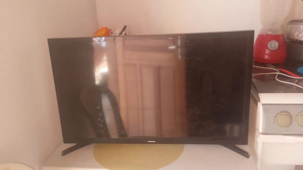 VENDO SAMSUNG 32POLEGADAS SMART 