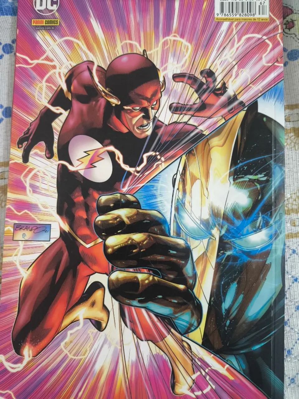 HQ liga da justiça dark e flash - Foto 2