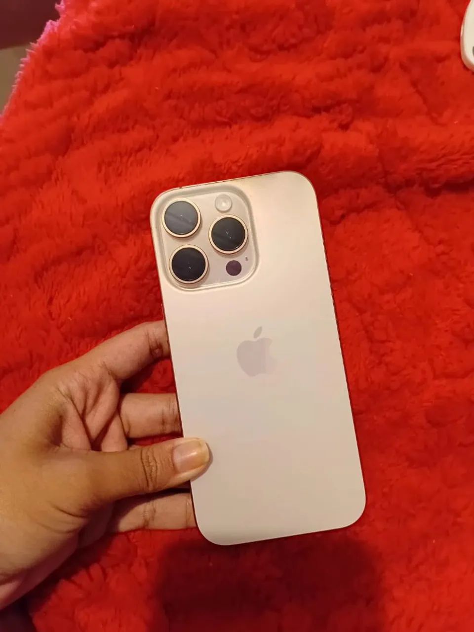 iPhone 16 pro zerado - Foto 2