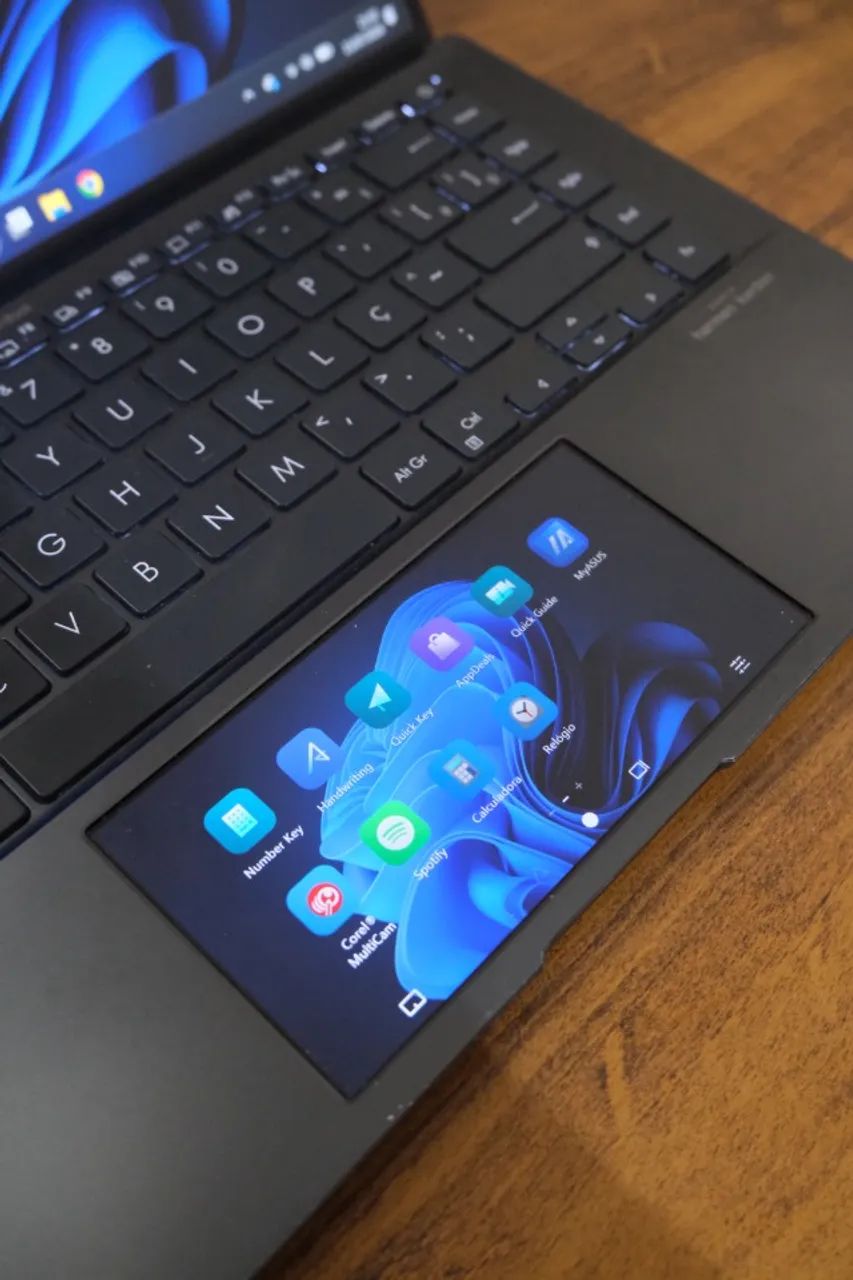 Asus ZenBook ScreenPad i7 500GB - 8GB RAM (Modelo UX435E) - Foto 4