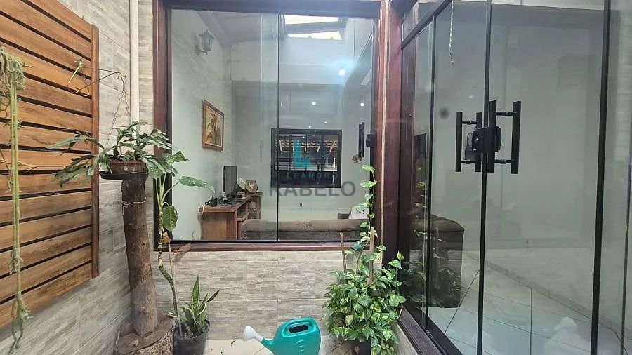 CASA AMPLA NO BAIRRO DO SÃO ROQUE EM LORENA-SP - Foto 4
