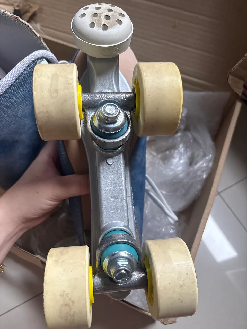 PATINS 4 RODAS RYE USADO APENAS 2X - Foto 4