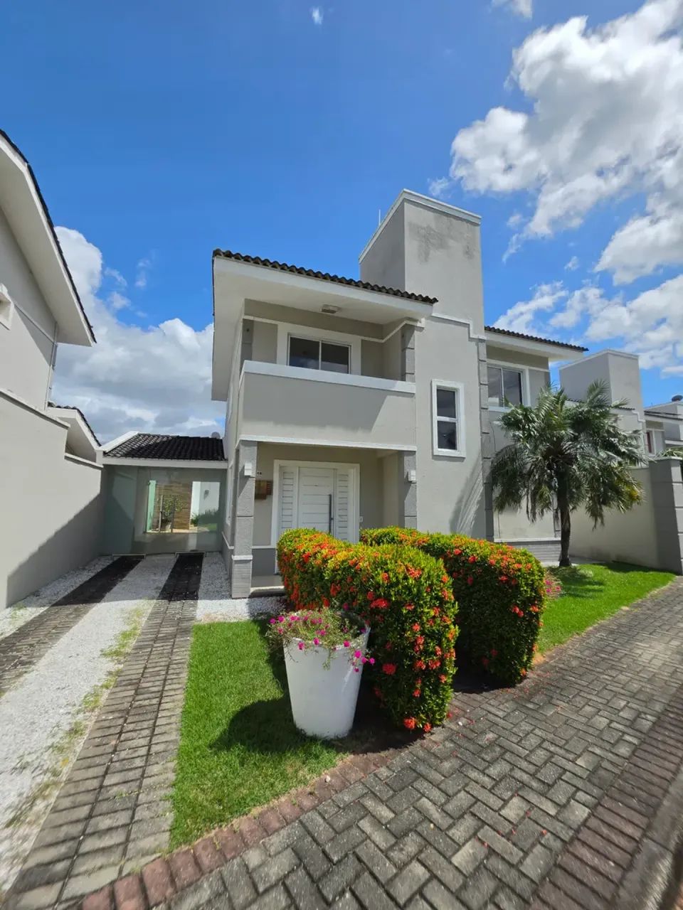 Casa Duplex 3 suítes com quintal e piscina privativa!!! - Foto 2