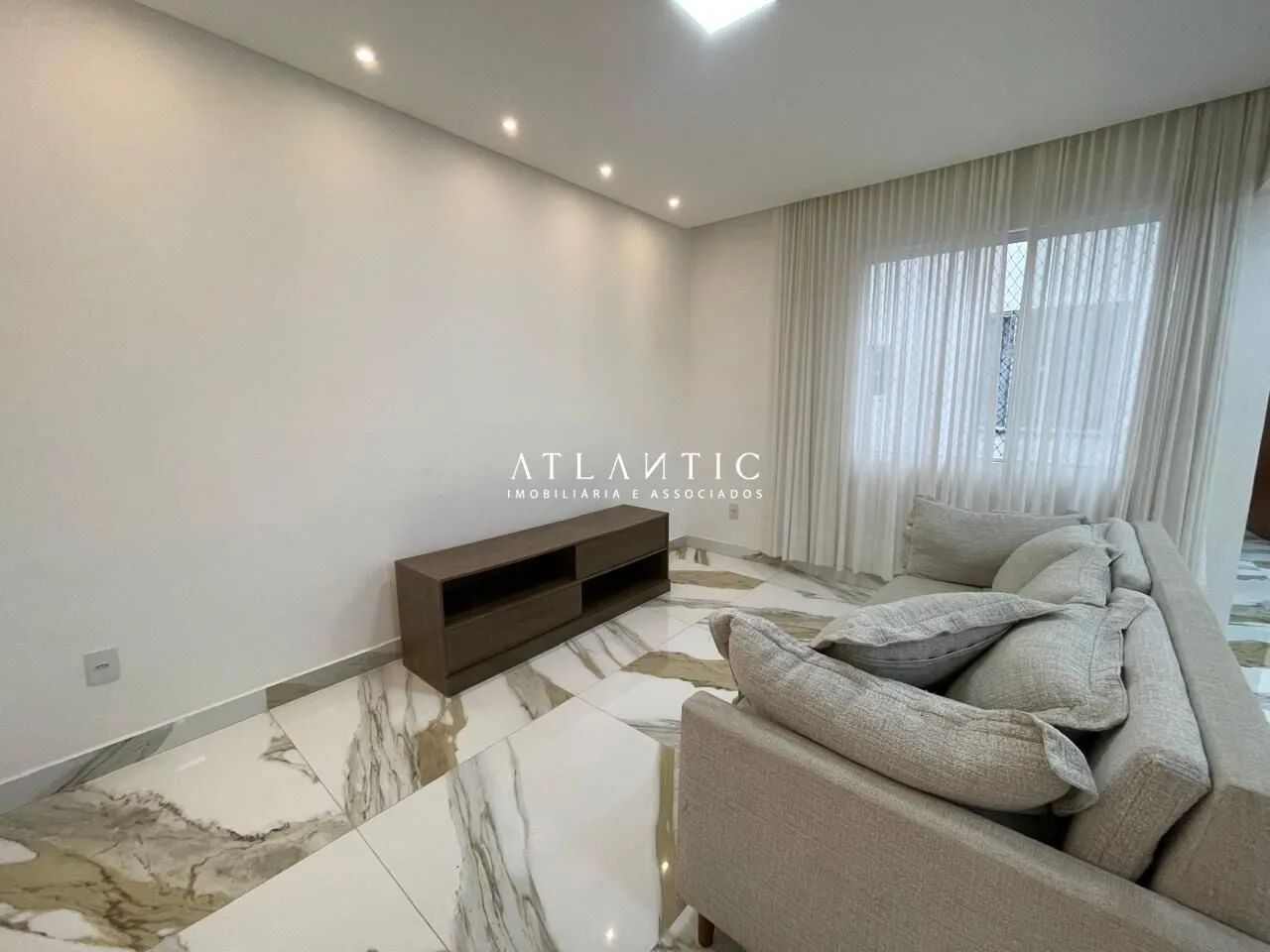 Apartamento no Condomínio Castelo com 2 quartos - Itapuã - V.V. / ES - Foto 4