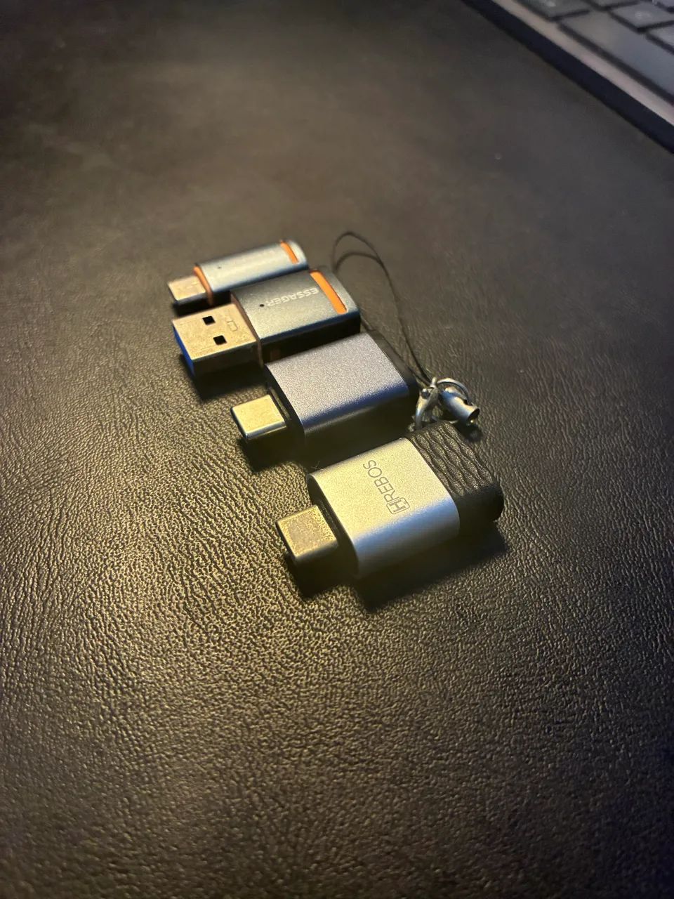 Adaptadores ( C para A, 2x A para C, C para Micro usb) - Foto 2